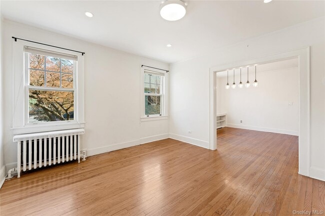 Building Photo - 92 Pocantico St