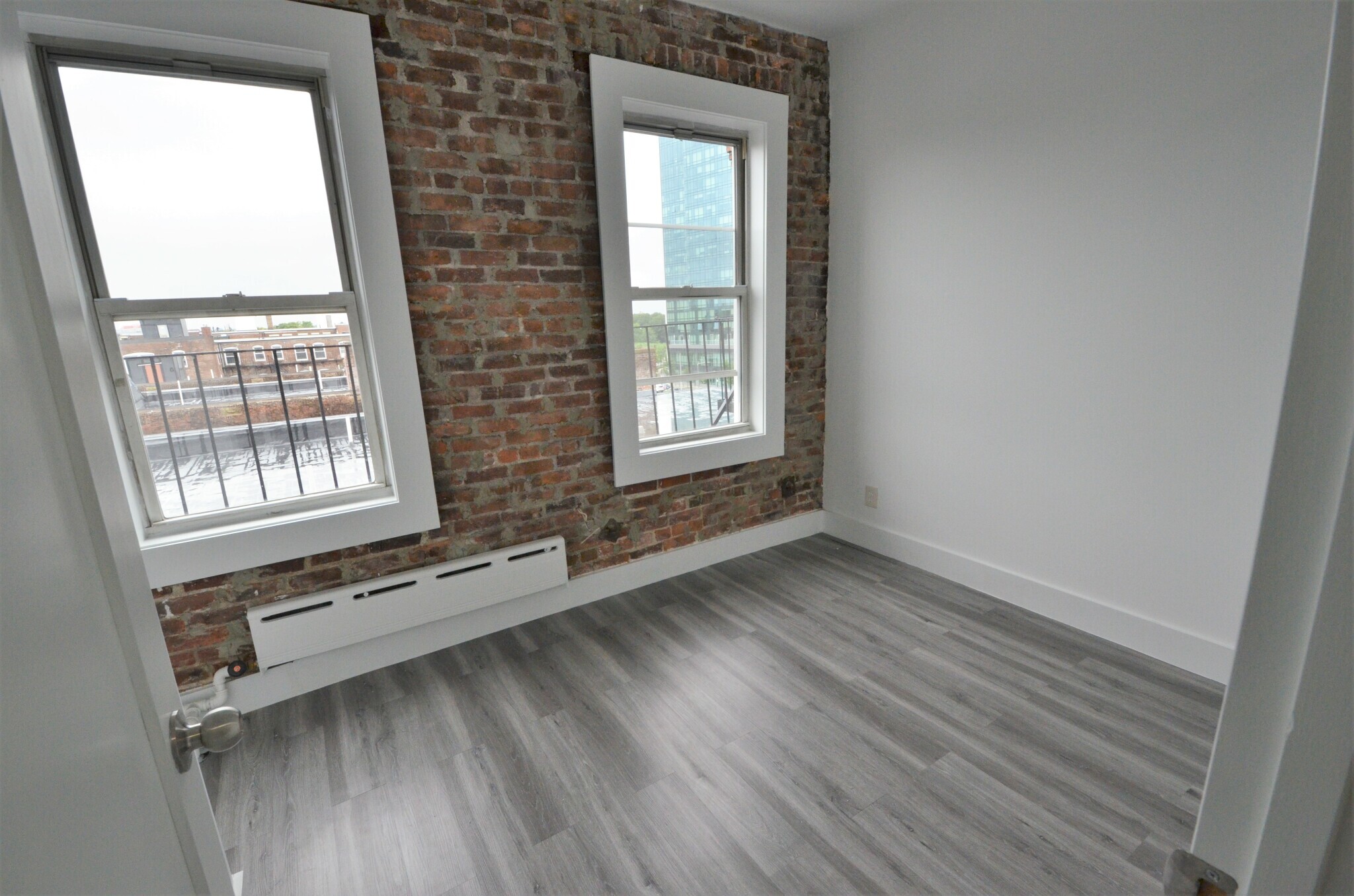 Building Photo - 80 Kilmarnock St