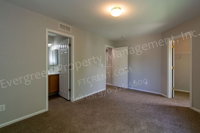 Building Photo - 3326 Warren Farm Dr