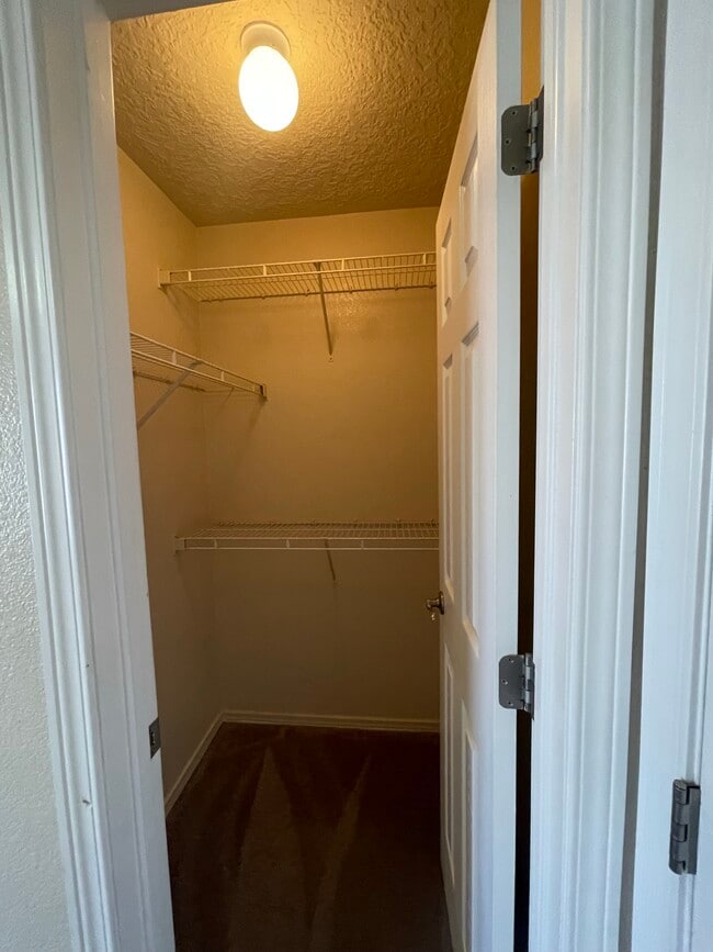 Building Photo - 9620 Sundoro Pl NW