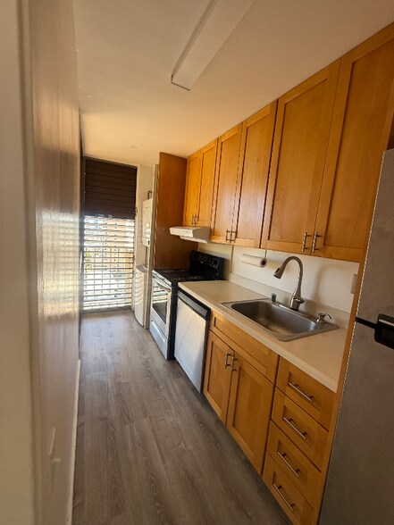 Building Photo - 1630 Liholiho St