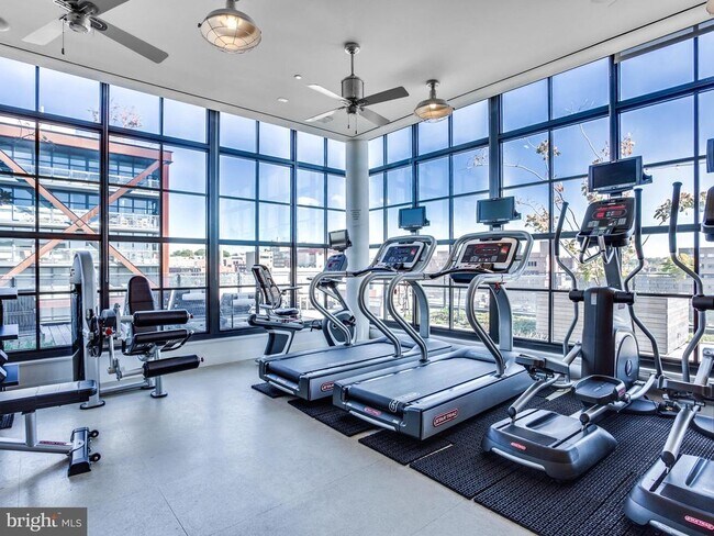 Building Photo - 2030 8th St NW