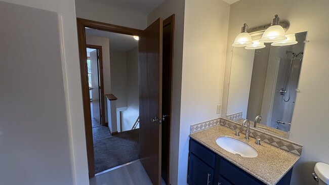 Building Photo - 44 Garfield St