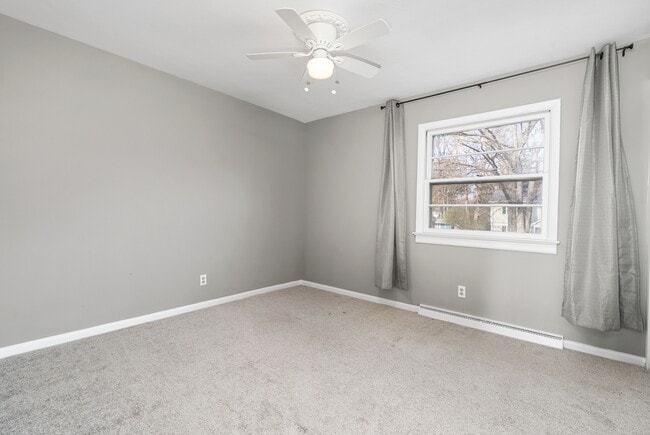 Building Photo - 509 Frank Ln