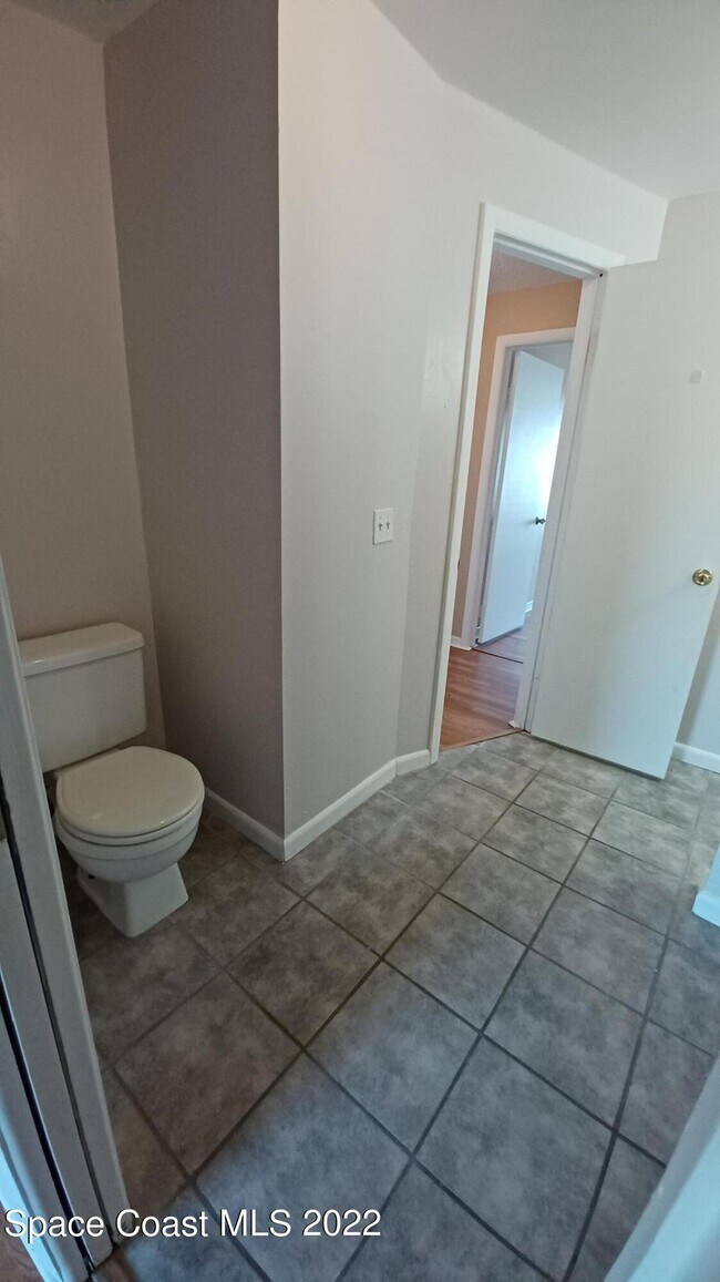 Building Photo - 174 San Juan Cir