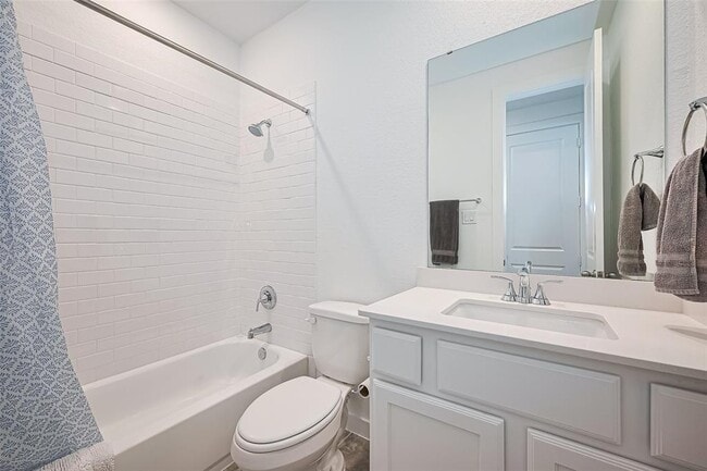 Building Photo - 12331 Palmetto Dr