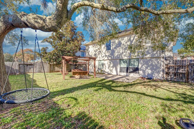 Building Photo - 14335 Pelican Marsh Dr