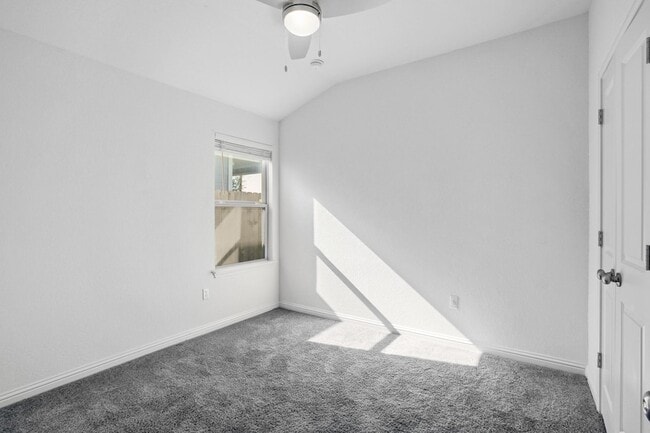 Building Photo - 8215 McKamy Dr