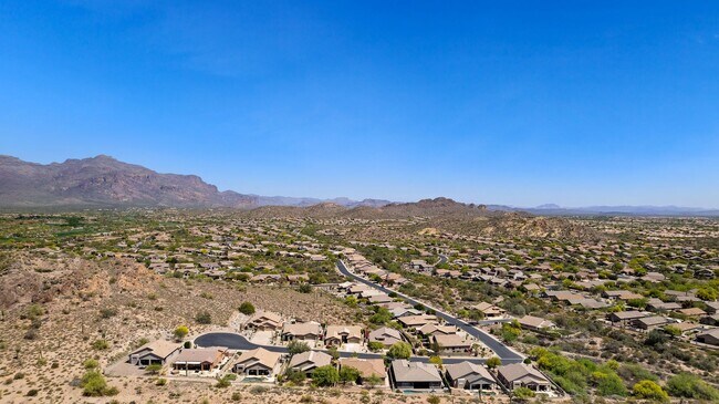 Building Photo - Amazing Home in Gold Canyon backing to Sta...