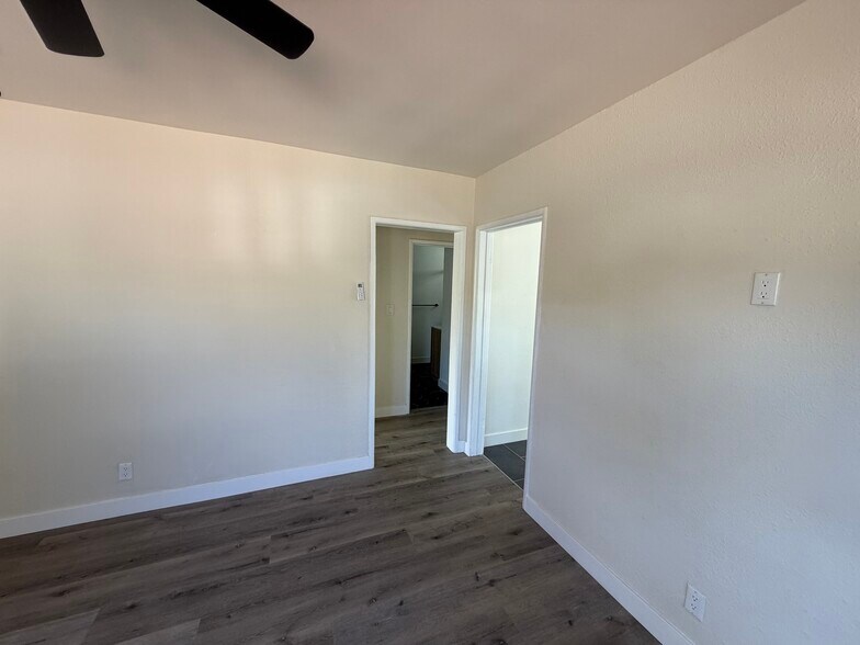 Building Photo - 2922 Glenhurst Ave