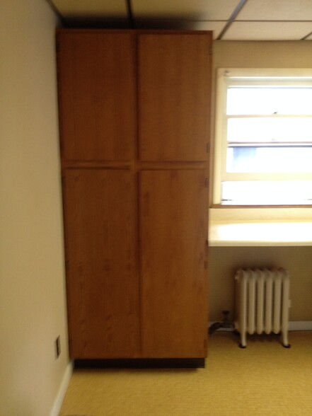 kitchen - 1211 Marion St