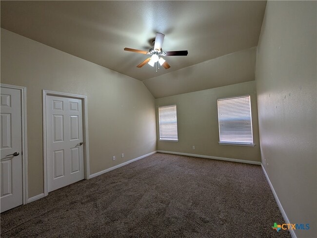 Building Photo - 1662 Lantana Cir