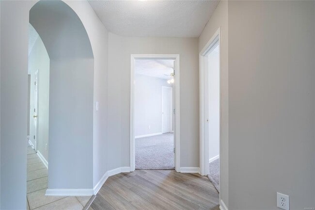 Building Photo - 9024 Hanston Ct