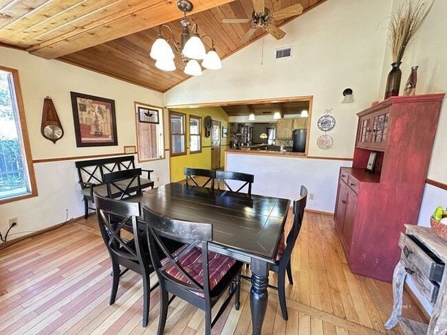 Building Photo - 26748 Mcmahan