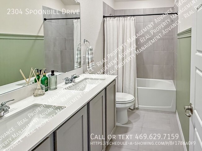 Building Photo - 2304 Spoonbill Dr