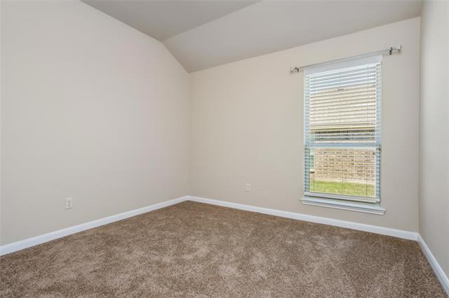 Building Photo - 604 Elm Grove