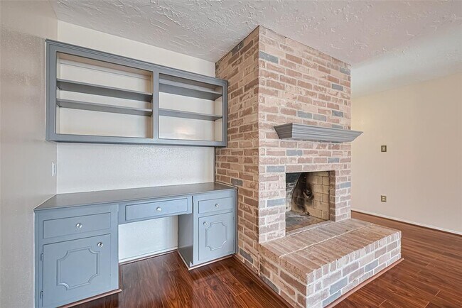 Building Photo - 3234 Mourning Dove Dr