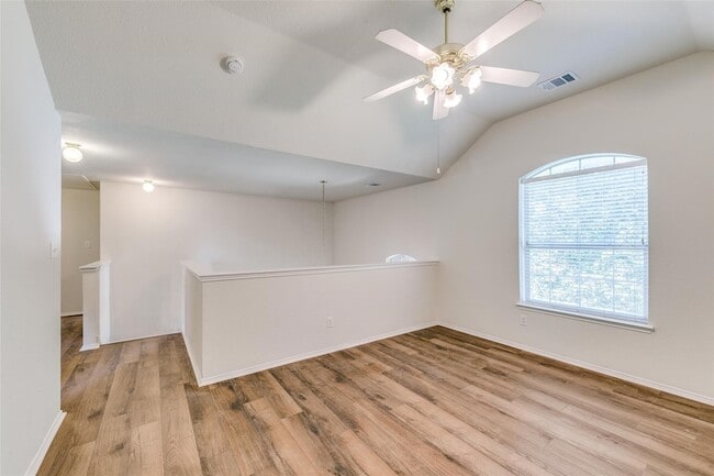 Building Photo - 9121 Portage Ln
