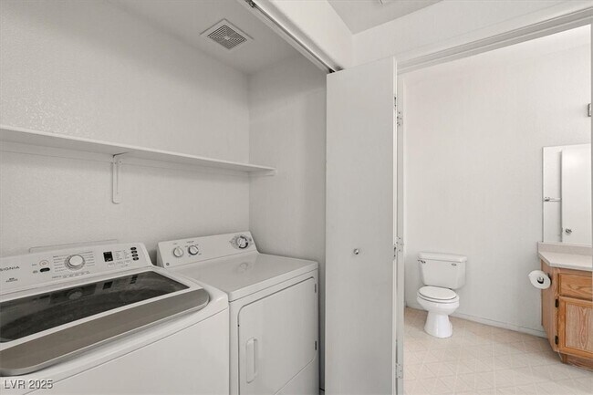 Building Photo - 9050 W Warm Springs Rd