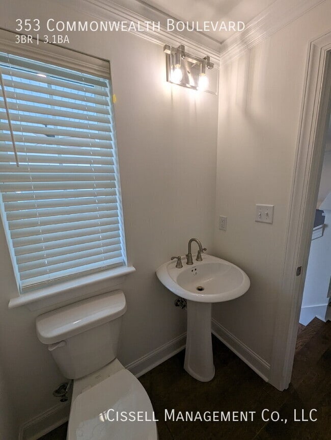 Building Photo - 353 Commonwealth Blvd