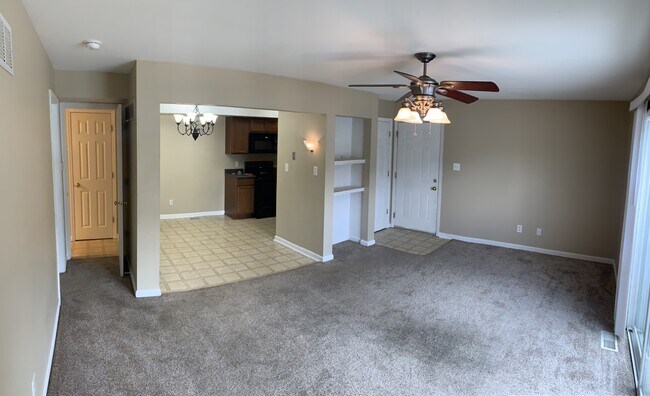 Building Photo - 14524 Cazado Dr