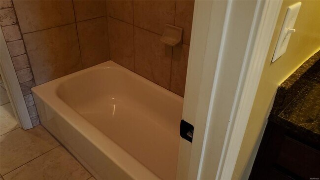 Building Photo - 3718 Weston Pl