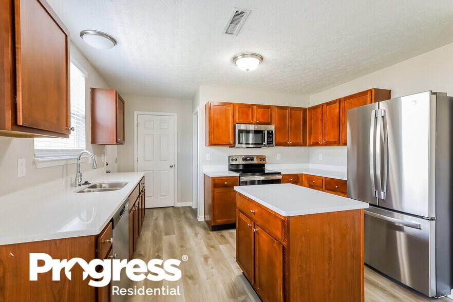Building Photo - 11402 High Grass Dr