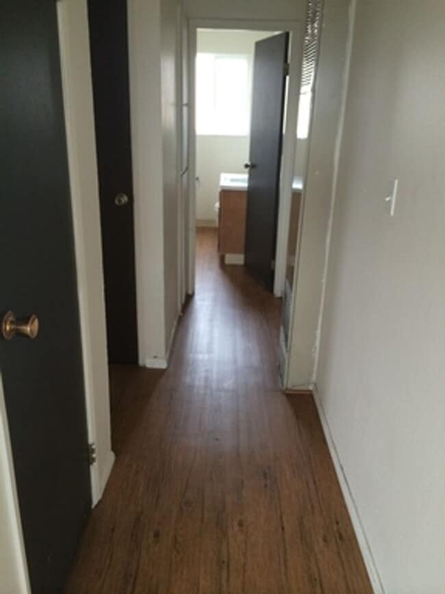 Building Photo - GREAT VIEWS - CLOSE TO UNR AND RANCHO SAN ...