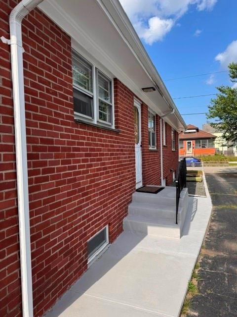 Building Photo - 380 Liverpool Ave