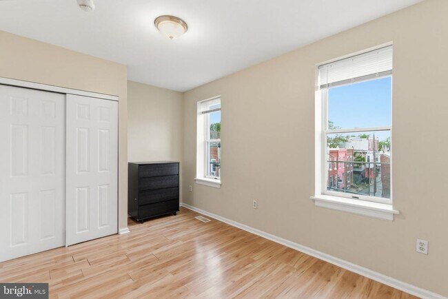 Building Photo - 1817 N Gratz St
