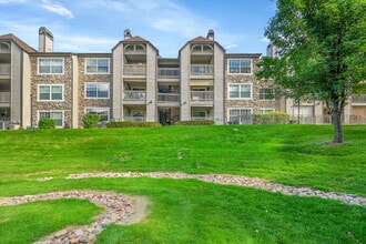 Building Photo - $1,375.00 - 1 Bedroom, 1 Bathroom Condo in...