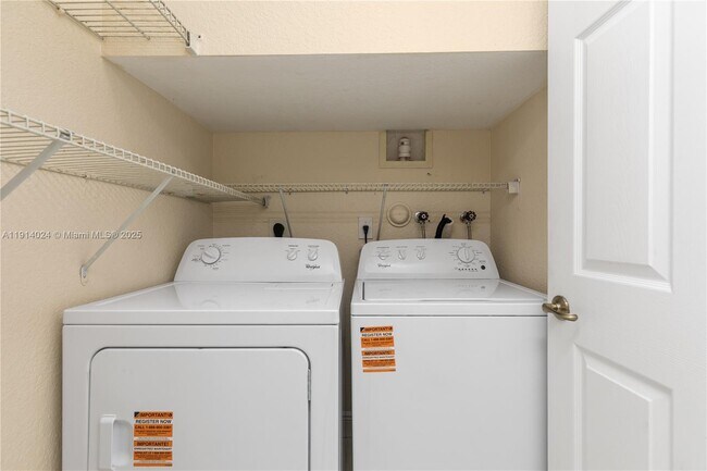 Building Photo - 4005 NW 91st Terrace