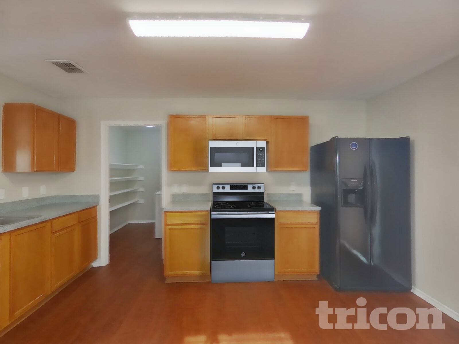 Building Photo - 2057 Wildwood Dr