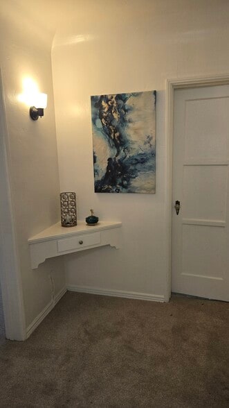 hallway corner desk - 4130 Creed Ave