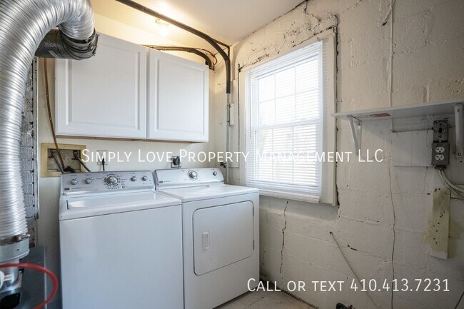 Building Photo - 7709 Ravine Dr
