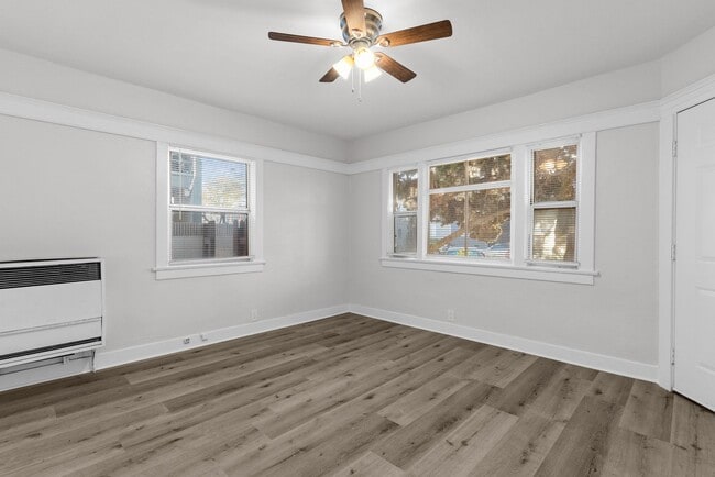 Building Photo - 736 Olive Ave