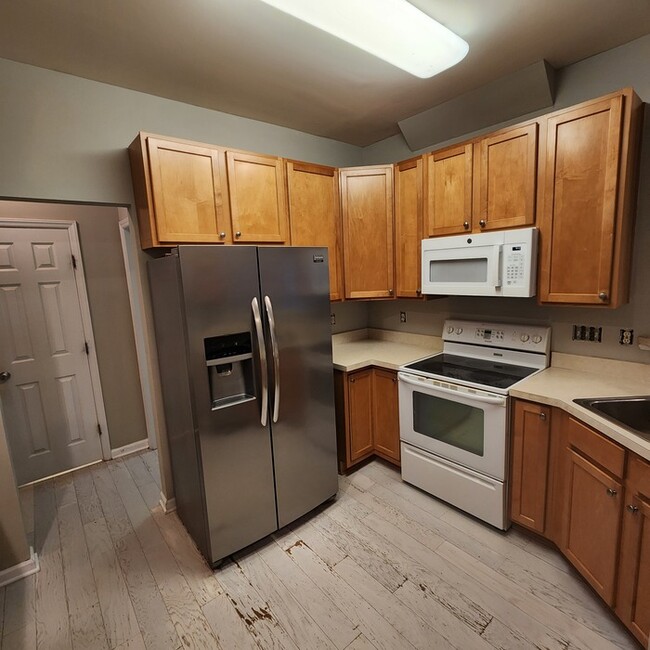 Building Photo - 8517 Cool Vista Ln