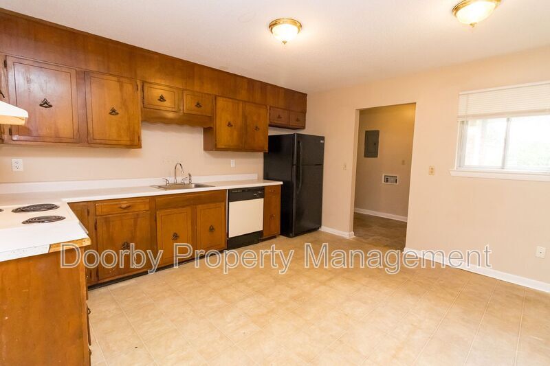 Building Photo - 5057 Cameron Ln