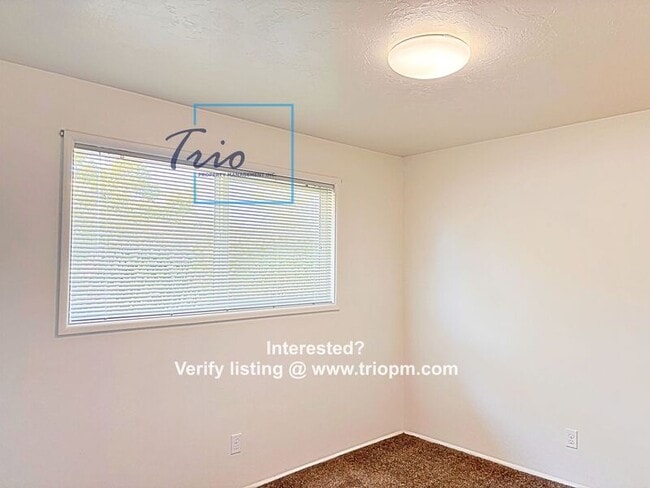 Primary Photo - 3535 E Amazon Dr