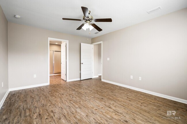 Building Photo - 17290 Harding Dr