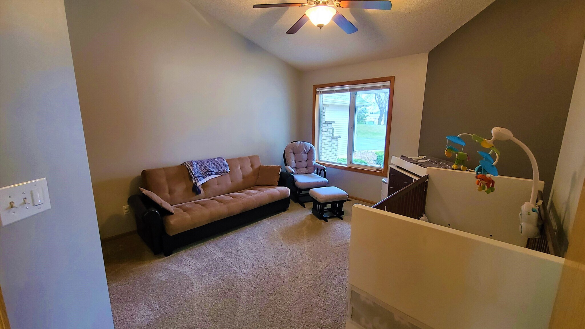 bedroom upstairs - 1480 Violet Ln