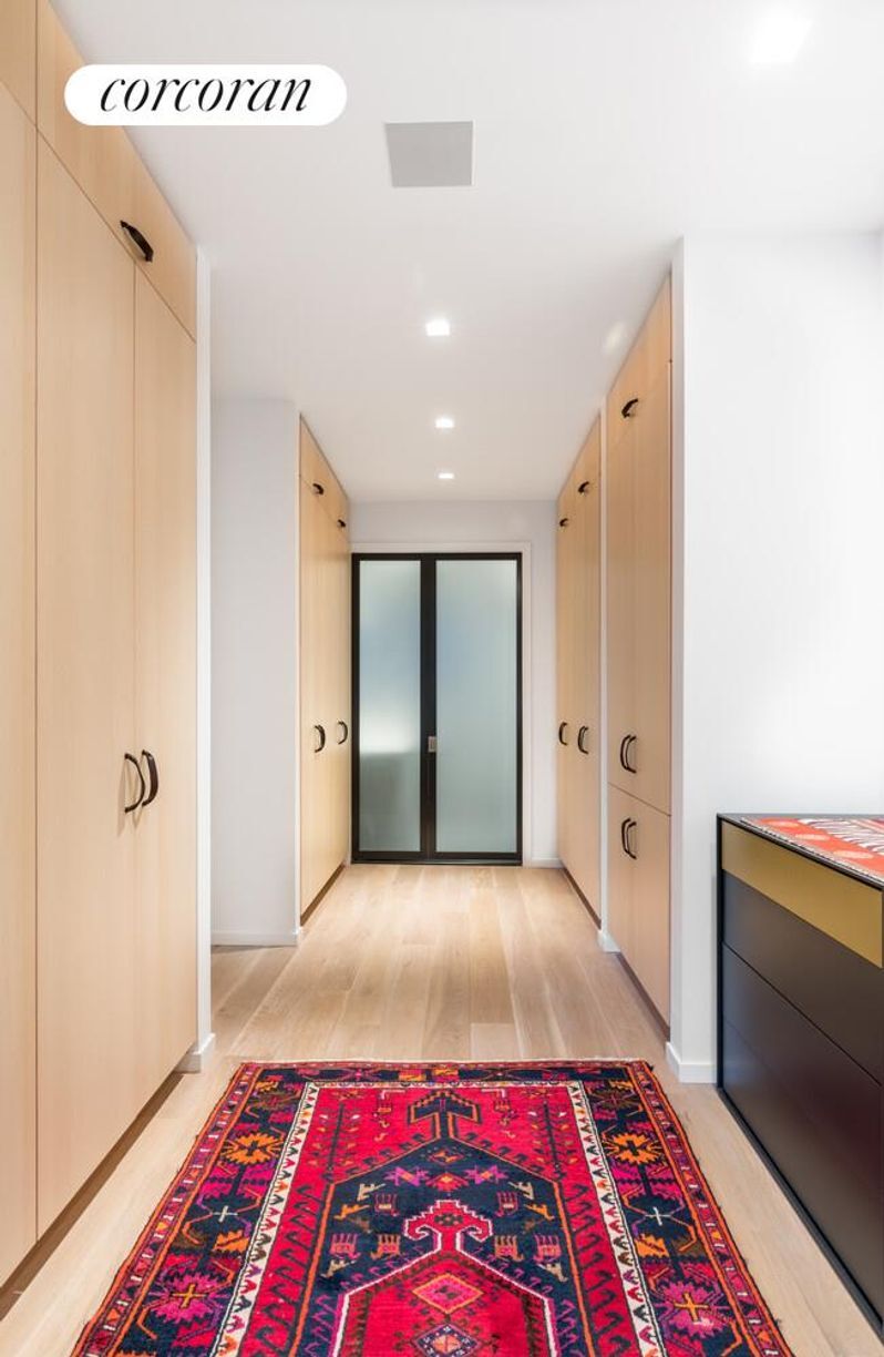 Building Photo - 430 W 116th St