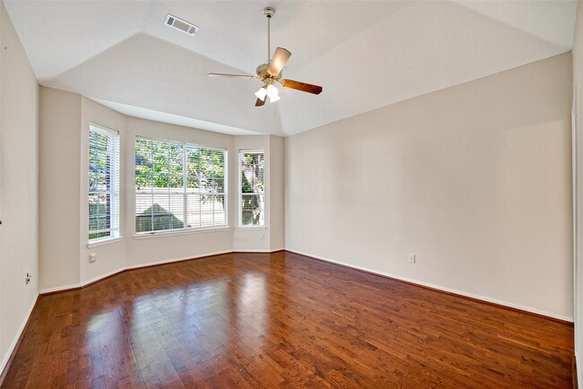 Building Photo - 2411 Charter Oaks Ct