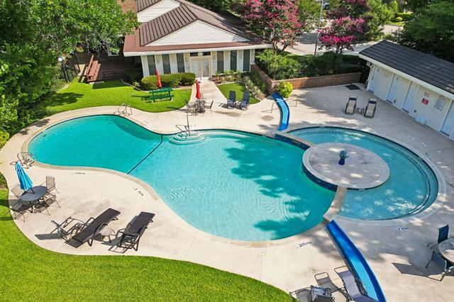 Building Photo - 2908 Clear Springs Dr