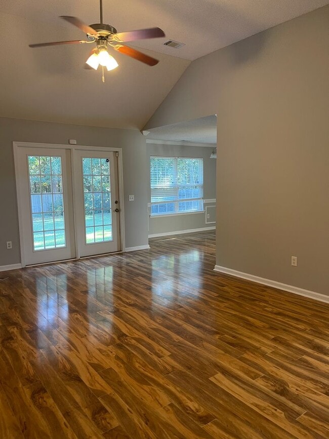 Building Photo - Discover Your Ideal Family Home in Pooler, Georgia!