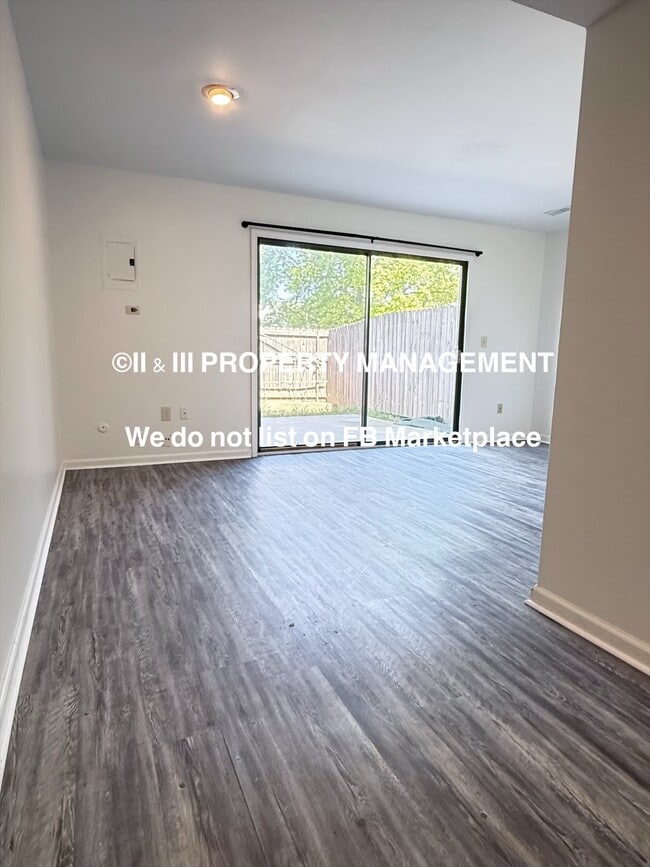 Building Photo - 8660 W 109th St
