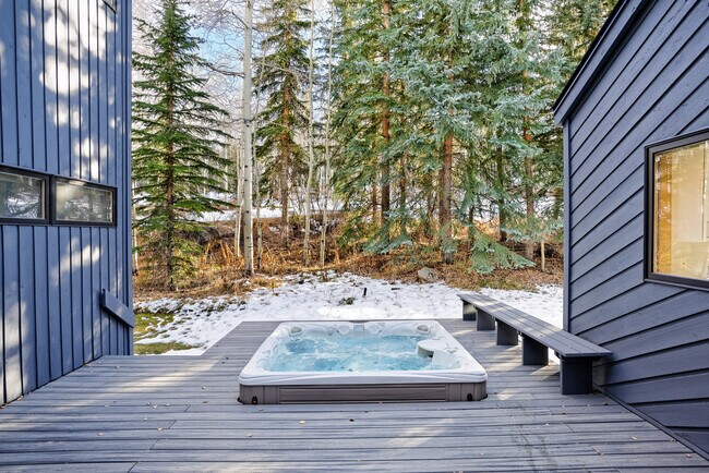 Building Photo - 34 Stellar Ln