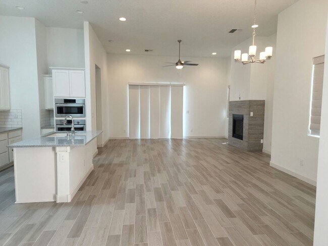 Building Photo - Modern 3-Bed, 2-Bath Home in Rio Rancho’s ...