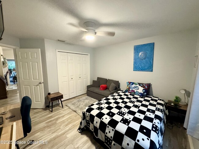 Building Photo - 1245 Ambra Dr