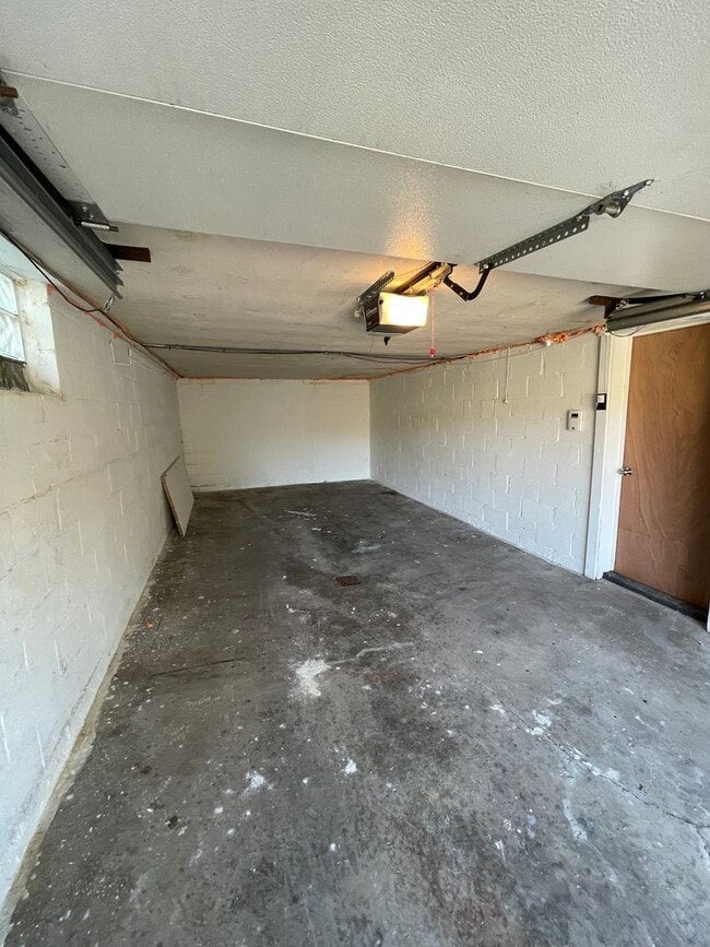Building Photo - 139 Rodilin Dr